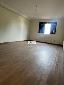 Ponto Comercial para alugar, 500m² no KM 1, Porto Velho