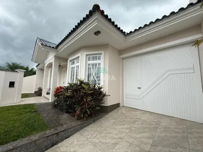 Casa com 3 Quartos para alugar, 232m² no Marechal Rondon, Canoas