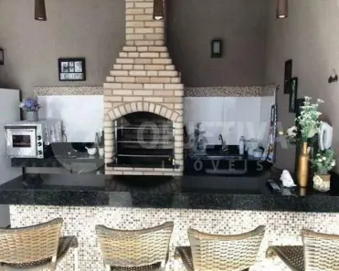 Casa com 3 Quartos à venda, 199m² no Nova Uberlândia, Uberlândia