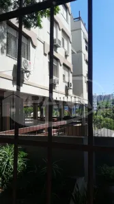 Apartamento com 2 Quartos à venda, 63m² no Passo da Areia, Porto Alegre