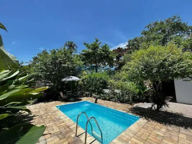 Casa com 3 Quartos à venda, 255m² no Vargem Grande, Rio de Janeiro