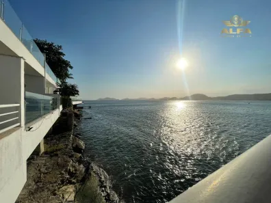 Casa de Condomínio com 3 Quartos à venda, 260m² no Enseada, Guarujá