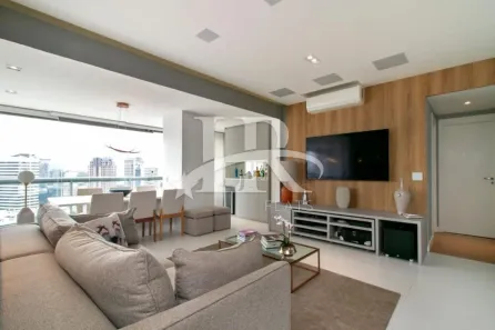Apartamento com 2 Quartos para alugar, 93m² no Santo Amaro, São Paulo
