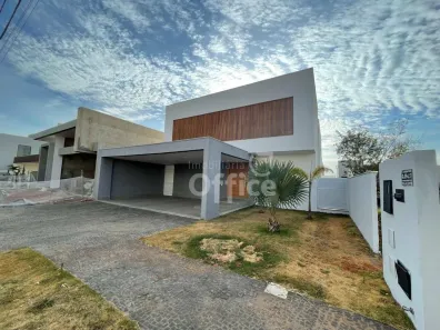 Sobrado com 3 Quartos à venda, 420m² no Condomínio Residencial Belas Artes, Anápolis
