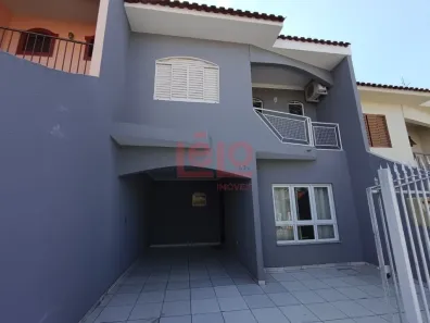 Sobrado com 3 Quartos à venda, 132m² no Vila Morangueira, Maringá