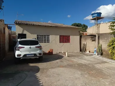 Casa com 3 Quartos à venda, 400m² no , Brasília