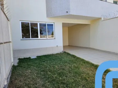 Casa de Condomínio com 3 Quartos à venda, 132m² no Santa Genoveva, Goiânia