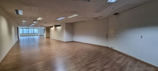 Sala Comercial para alugar, 386m² no Pinheiros, São Paulo