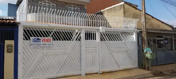 Sobrado com 3 Quartos à venda, 128m² no Riacho Fundo II, Brasília