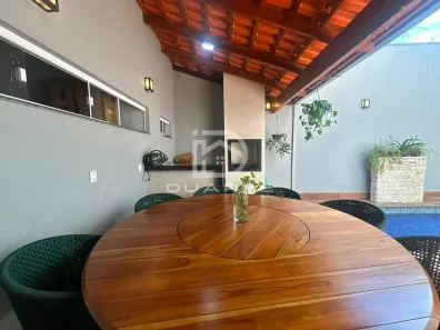 Sobrado com 3 Quartos à venda, 300m² no Setor Sul Jamil Miguel, Anápolis