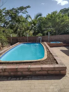Fazenda/Sítio com 3 Quartos à venda, 1979m² no São Caetano, Porto Alegre
