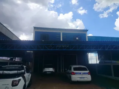 Sobrado com 8 Quartos para alugar, 180m² no Ideal, Londrina