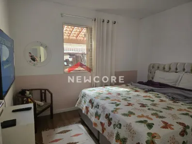 Casa de Condomínio com 2 Quartos à venda, 47m² no Parque Califórnia, Jacareí