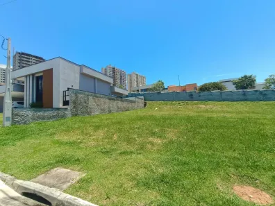 Lote/Terreno à venda, 450m² no Loteamento Vivant Urbanova, São José dos Campos