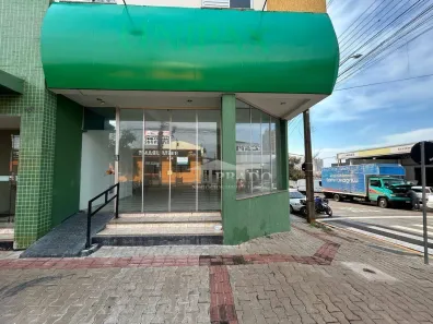 Sala Comercial para alugar, 132m² no Vila Martins, Ibiporã