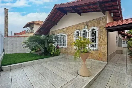 Casa com 4 Quartos à venda, 187m² no , Peruíbe