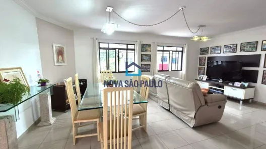 Casa com 3 Quartos à venda, 163m² no Vila Gumercindo, São Paulo