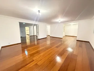 Apartamento com 3 Quartos para alugar, 240m² no Itaim Bibi, São Paulo