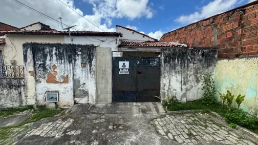 Casa com 1 Quarto para alugar, 90m² no Farias Brito, Fortaleza