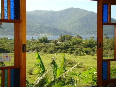 Casa com 3 Quartos à venda, 300m² no Lagoa da Conceição, Florianópolis