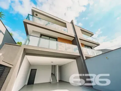 Sobrado com 3 Quartos à venda, 274m² no Costa e Silva, Joinville