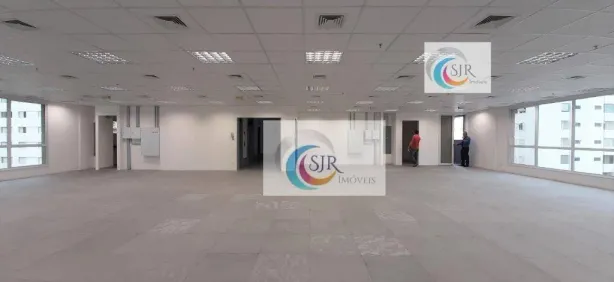 Sala Comercial para alugar, 335m² no Vila Uberabinha, São Paulo