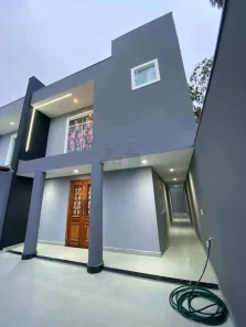 Casa com 3 Quartos à venda, 190m² no Vinhateiro, São Pedro da Aldeia