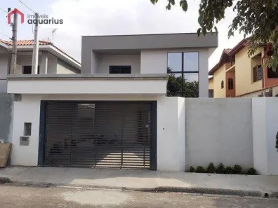 Sobrado com 3 Quartos à venda, 212m² no Loteamento Villa Branca, Jacareí