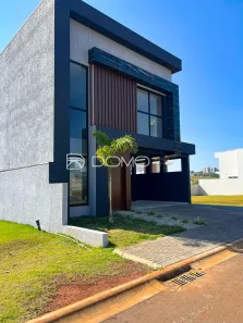 Casa de Condomínio com 3 Quartos à venda, 205m² no Cancelli, Cascavel