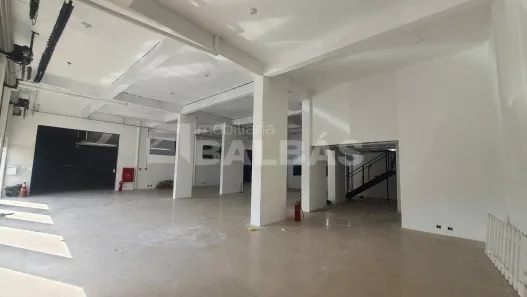 Imóvel Comercial para alugar, 383m² no Vila Carrão, São Paulo