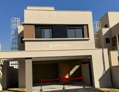 Casa de Condomínio com 4 Quartos à venda, 200m² no Jardins Marselha, Aparecida de Goiânia