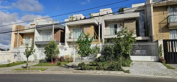Casa de Condomínio com 3 Quartos à venda, 119m² no Santa Cândida, Curitiba