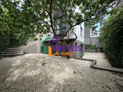 Casa de Condomínio com 3 Quartos à venda, 390m² no Jardim Leonor, São Paulo