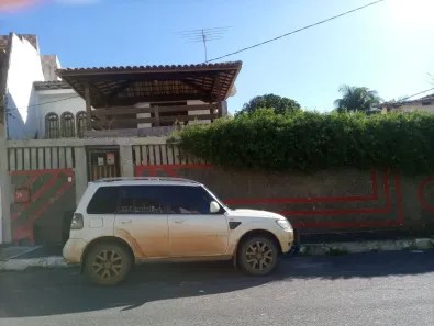 Casa com 5 Quartos para alugar, 400m² no Piatã, Salvador