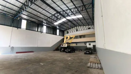 Galpão/Depósito/Armazém para venda ou aluguel, 1150m² no Batistini, São Bernardo do Campo