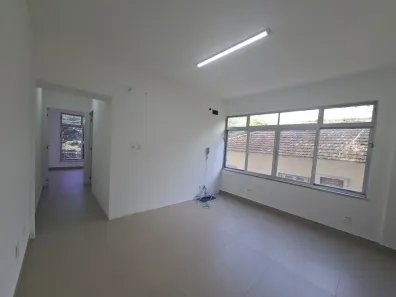 Sala Comercial à venda, 45m² no Aparecida, Santos