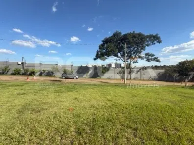 Lote/Terreno à venda, 280m² no Parque Sisi, São Carlos