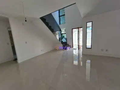 Casa com 4 Quartos à venda, 187m² no Piratininga, Niterói