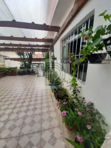 Casa com 5 Quartos à venda, 250m² no Jardim Ester Yolanda, São Paulo