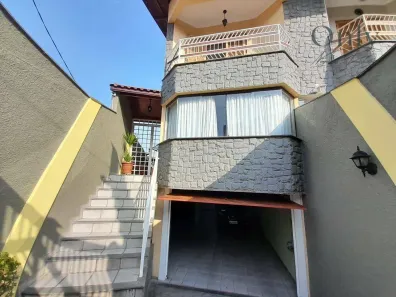 Sobrado com 3 Quartos à venda, 184m² no Jardim Pinheiros, São Paulo