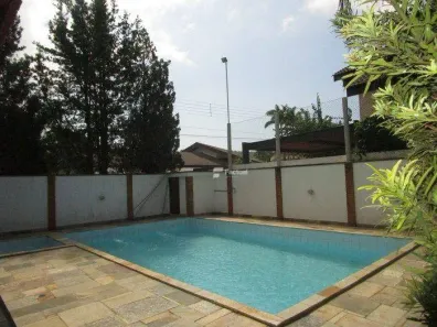 Casa de Condomínio com 5 Quartos para alugar, 480m² no Jardim Acapulco, Guarujá
