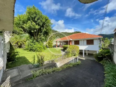 Casa com 3 Quartos à venda, 223m² no Alto, Teresópolis