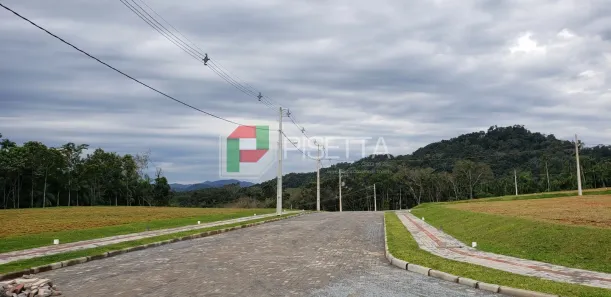 Lote/Terreno à venda, 300m² no Itoupavazinha, Blumenau