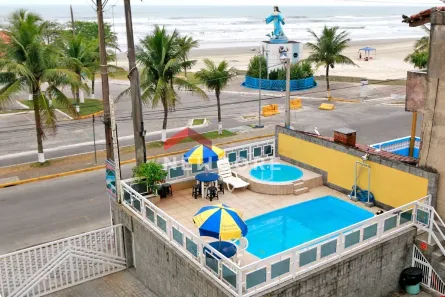 Prédio Comercial com 1 Quarto à venda, 959m² no Plataforma, Mongaguá