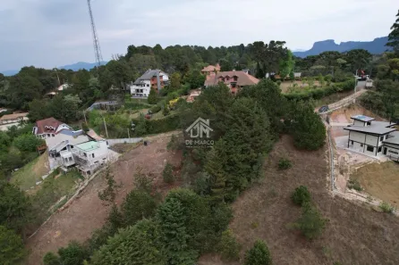 Lote/Terreno à venda, 1181m² no Vila Albertina, Campos do Jordão