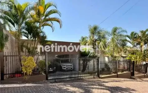 Casa com 3 Quartos à venda, 400m² no Setor Habitacional Arniqueira, Brasília