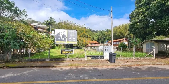 Lote/Terreno à venda, 441m² no Cacupé, Florianópolis