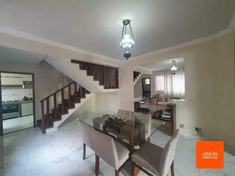 Casa com 4 quartos — Castelo, Belo Horizonte