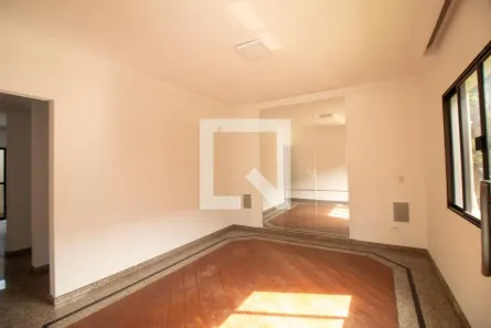 Casa com 2 Quartos à venda, 2093m² no Campo Belo, São Paulo