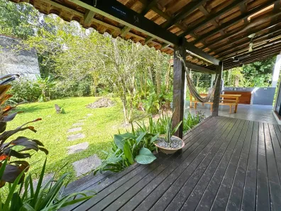 Casa com 3 Quartos à venda, 250m² no Camburi, São Sebastião